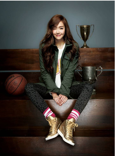 jessic:最开心与最悲伤的瞬间都给了少女时代