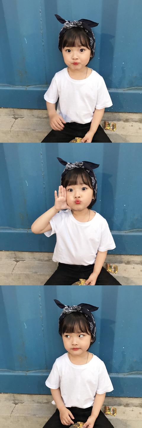 表情包权律二正面照,清新文艺搞怪又可爱,妥妥的一枚小美女