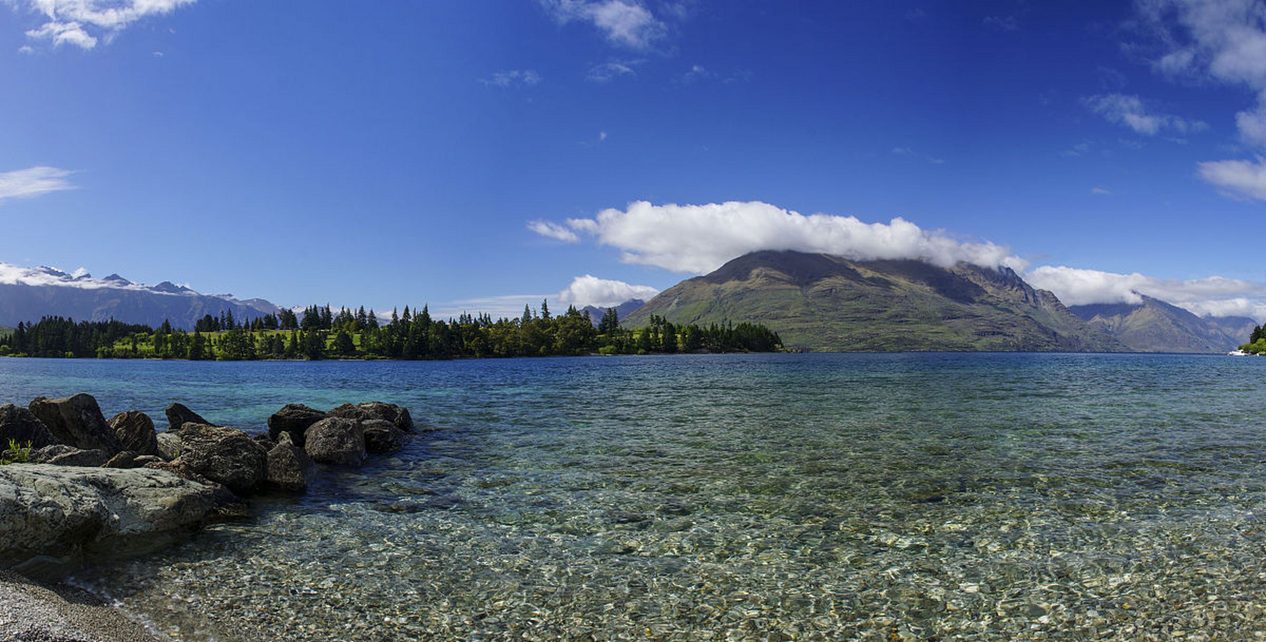 跨年创作挑战赛# 瓦纳卡湖是新西兰第四大湖泊,也是新西兰最大的河流