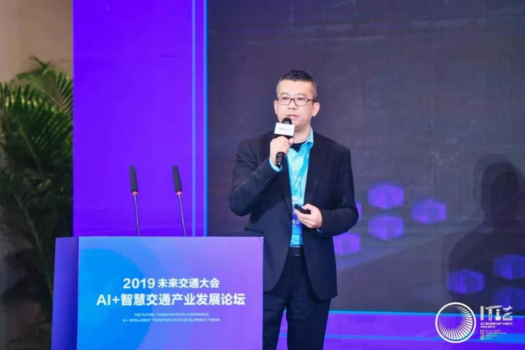 主要从"智融","智联","智控"和"惠行"等四个方面总结了高德正在交通