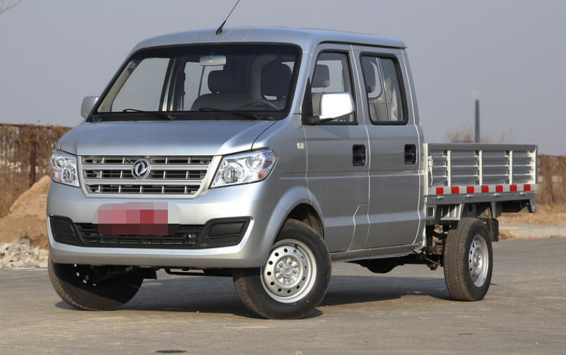 外观没什么可挑剔的,整体外观更是高端大气,简单而又