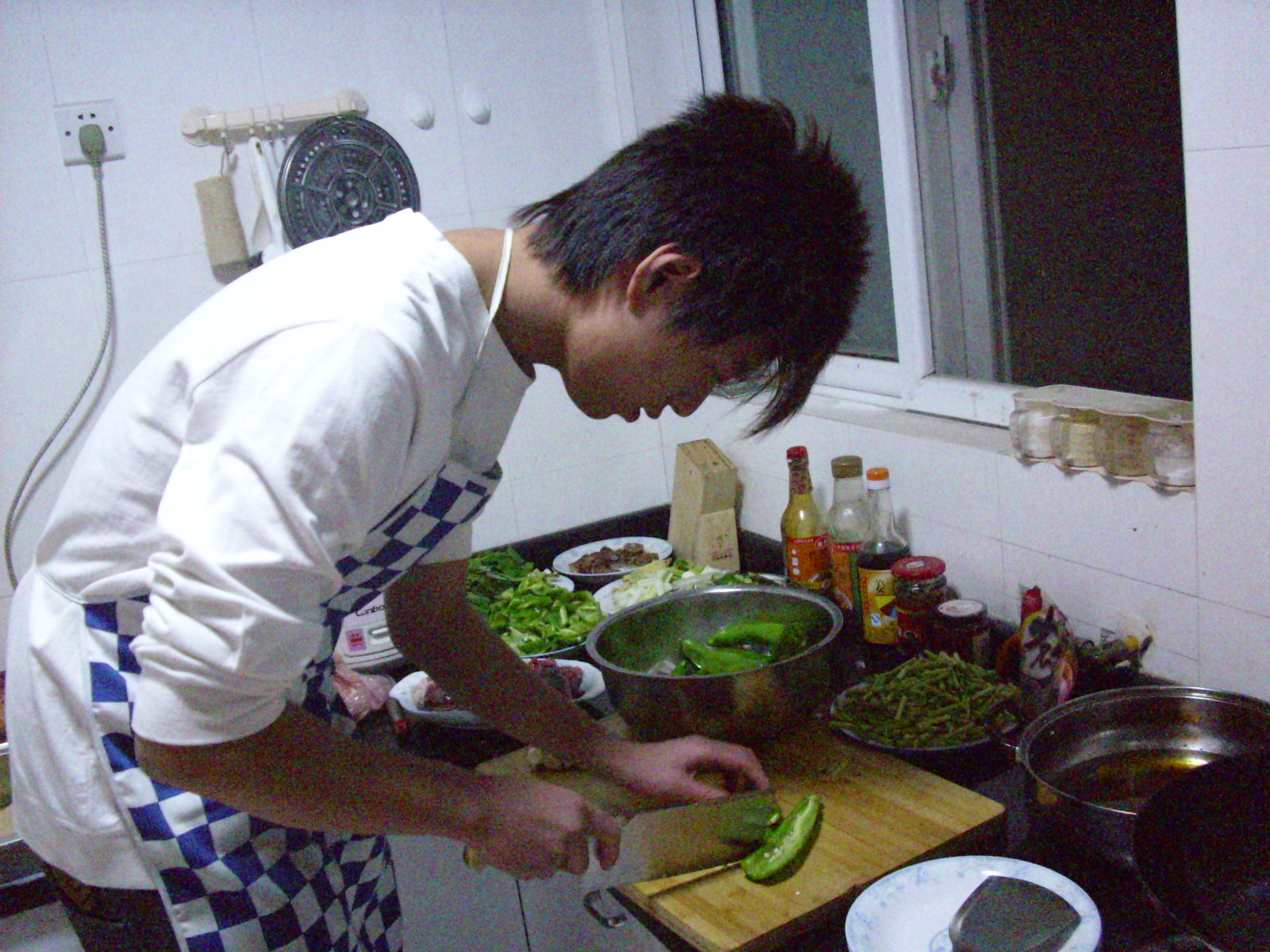 婆婆50大寿,我挺着大肚子做饭,婆婆说句话,我决定打掉孩子离婚