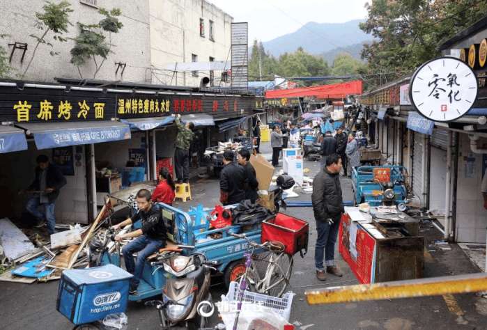 杭州"垃圾街"百元吃遍一条街,因为一张通知单,这条街不复存在