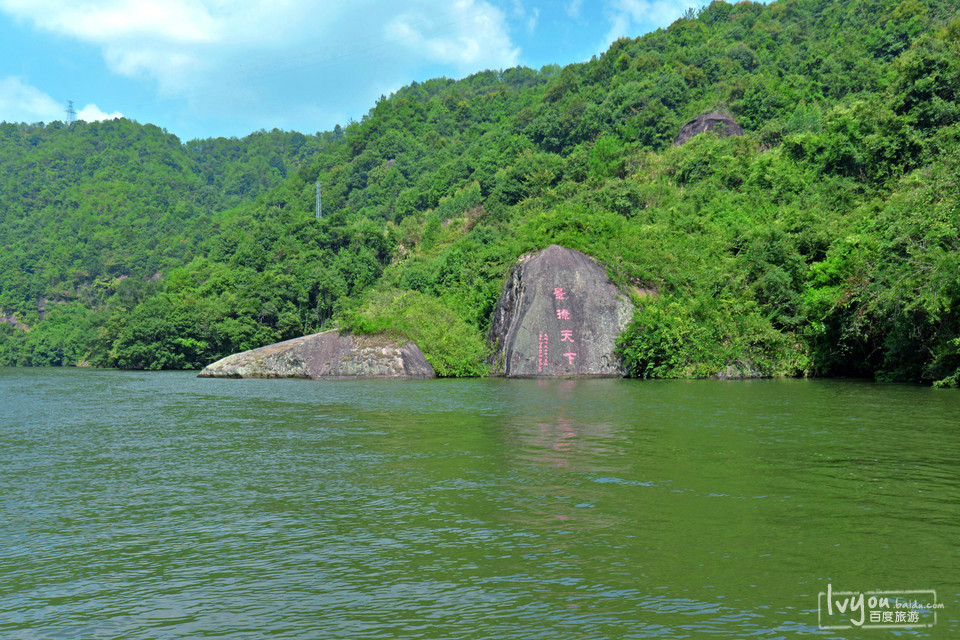 盘点广东·梅州的景点,你去过龙鲸河漂流旅游区吗