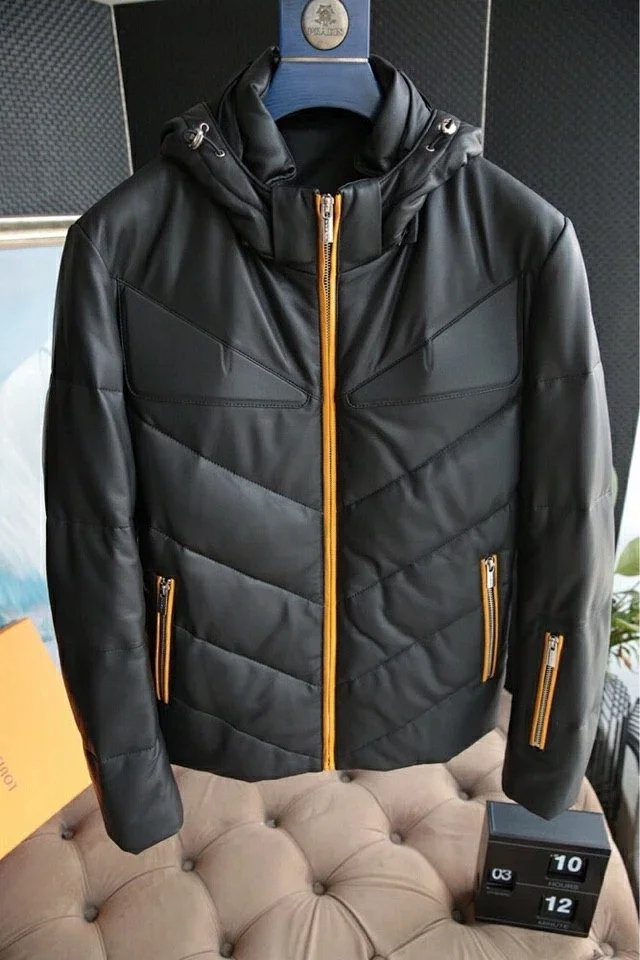 芬迪"刀锋皮衣"