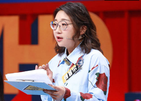 奇葩说最火五强,傅首尔董婧闹掰李思恒是第二个肖骁,她口碑最好