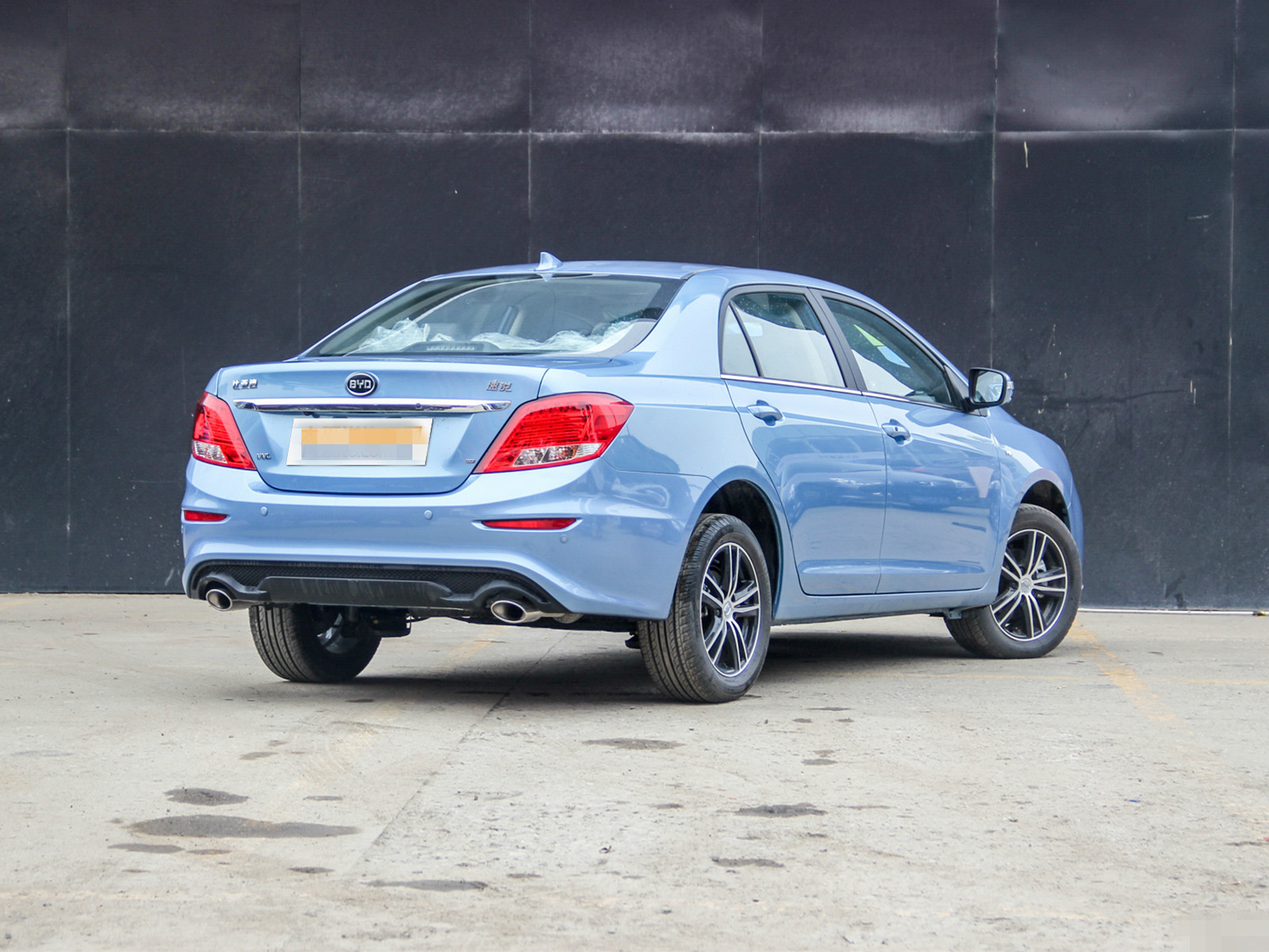 对比亚迪速锐外观的品鉴