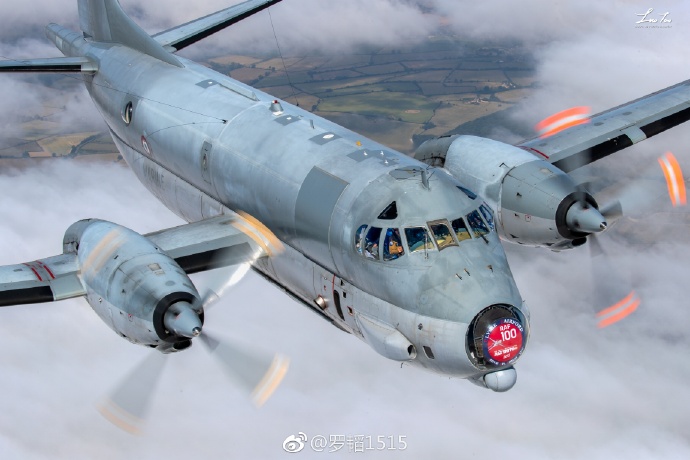 法国海军的"大西洋"是法国达索飞机制造公司研制的远程海上巡逻反潜机