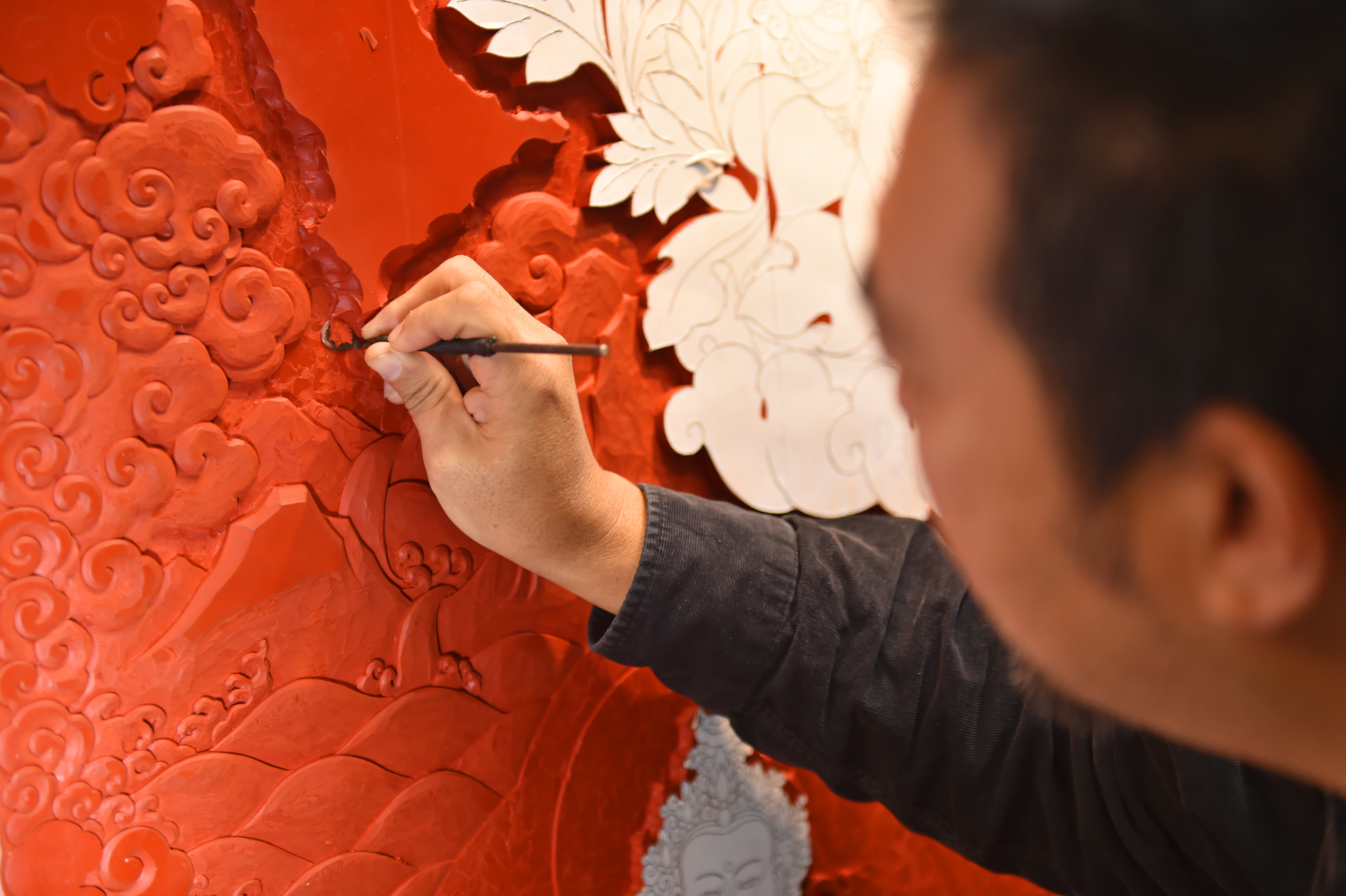 北京雕漆:漆与刀共舞(4)