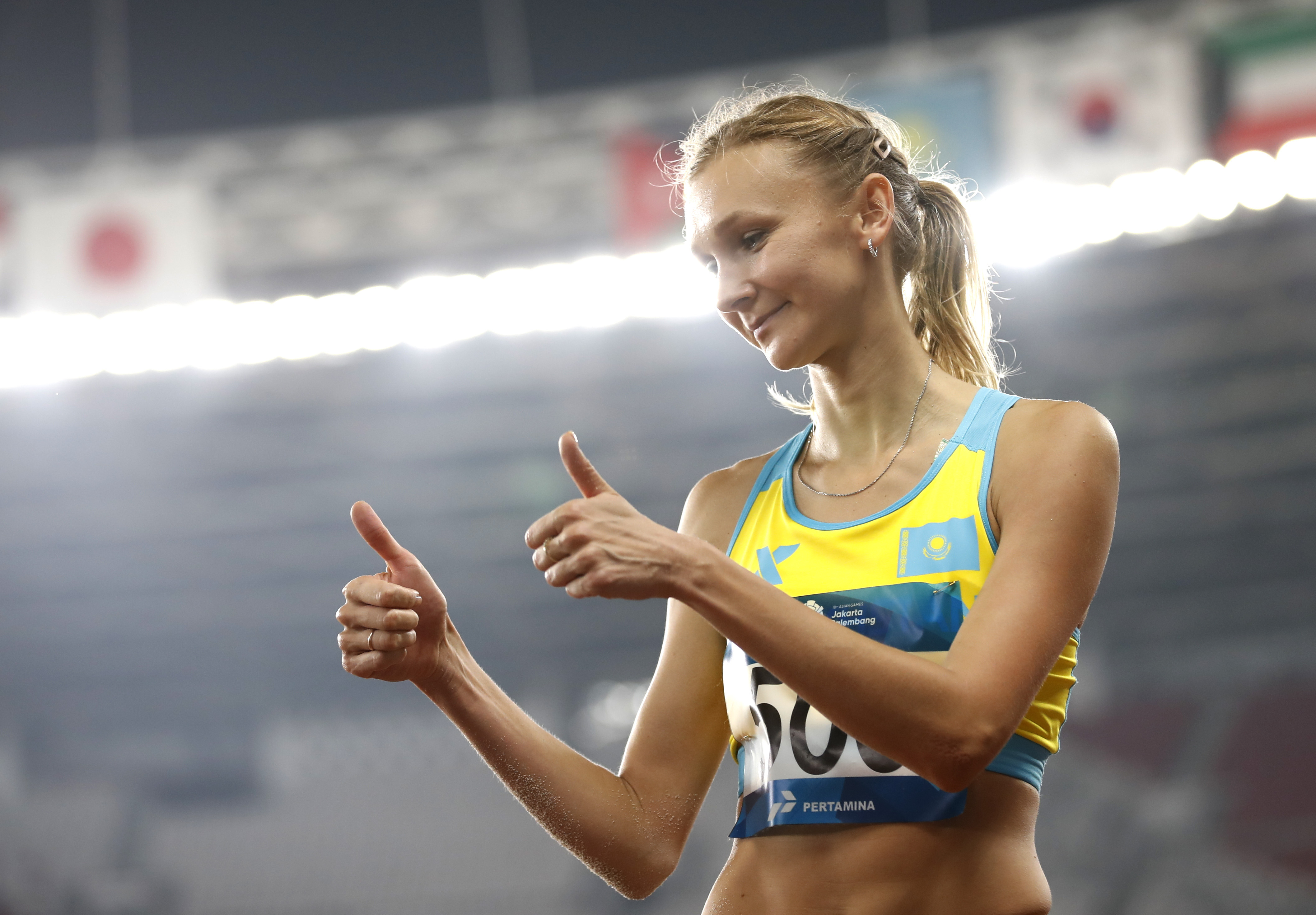 田径——女子三级跳远决赛赛况(11)