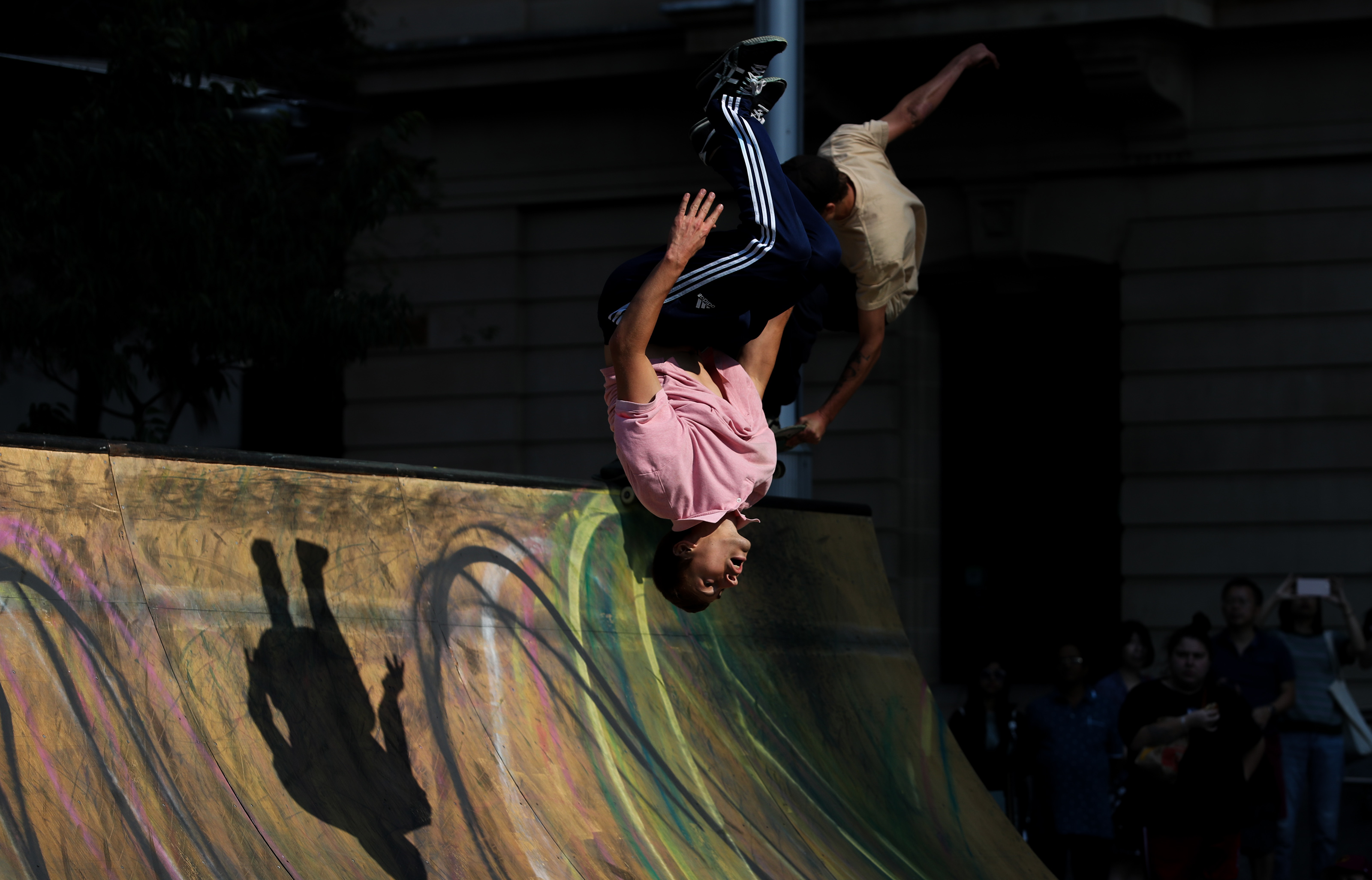 极限运动表演献艺悉尼街头