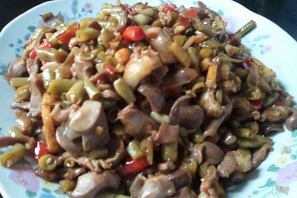 美食精选|你最喜欢的一道菜是什么?我最喜欢的是煲仔饭|日食记