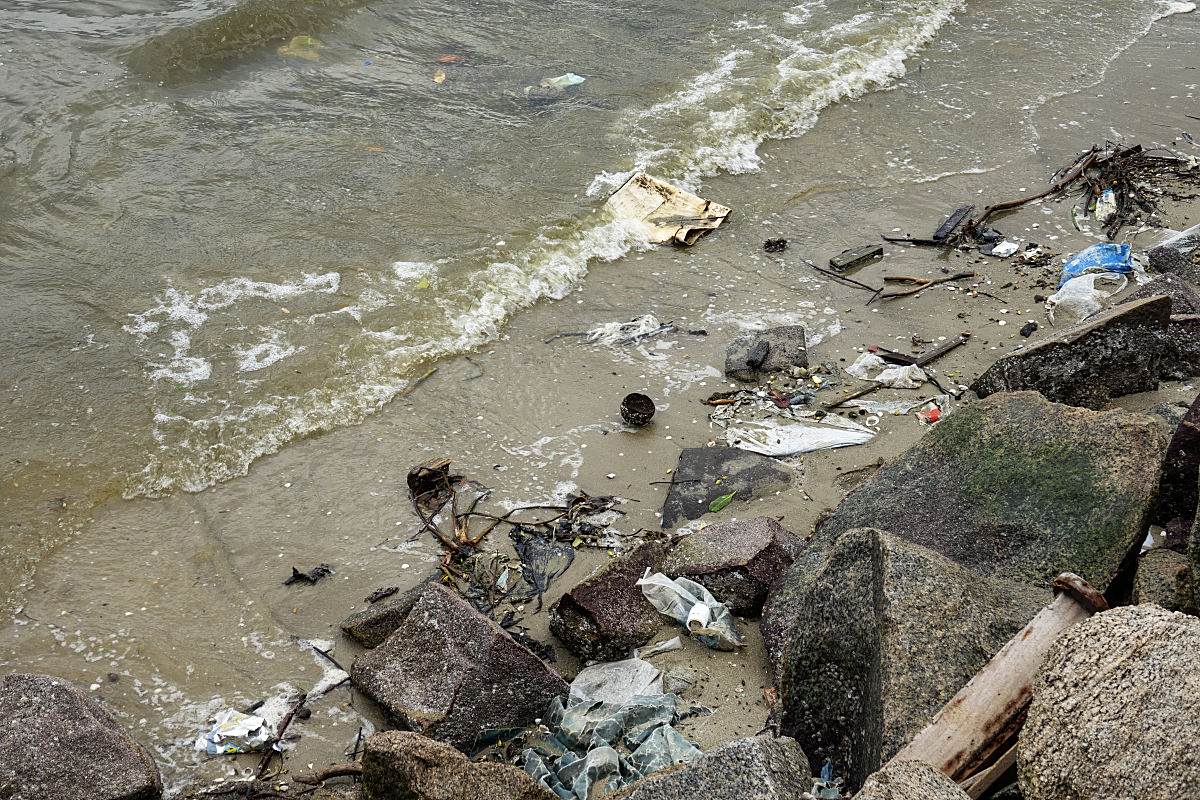 2023年8月24日下午1时,日本政府无视国际社会的强烈质疑和反对,单方面