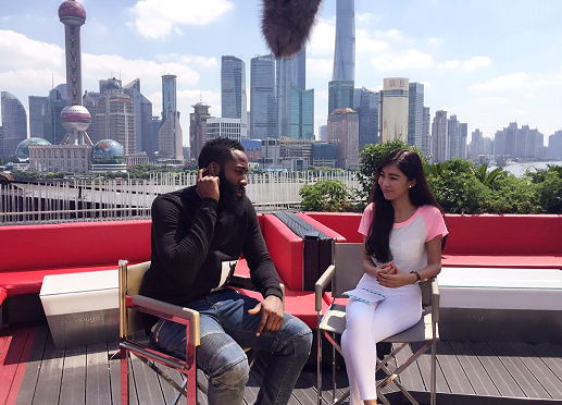 女主播周玲安,cos赤木晴子,这装扮亿万富翁前男友看到怎么想?