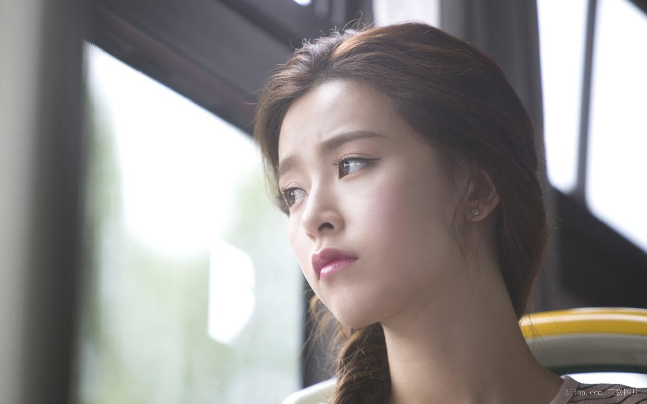 在《赤道2》中,文咏珊饰演的冷面冷血反派杀手张怡君也算是电影给人的