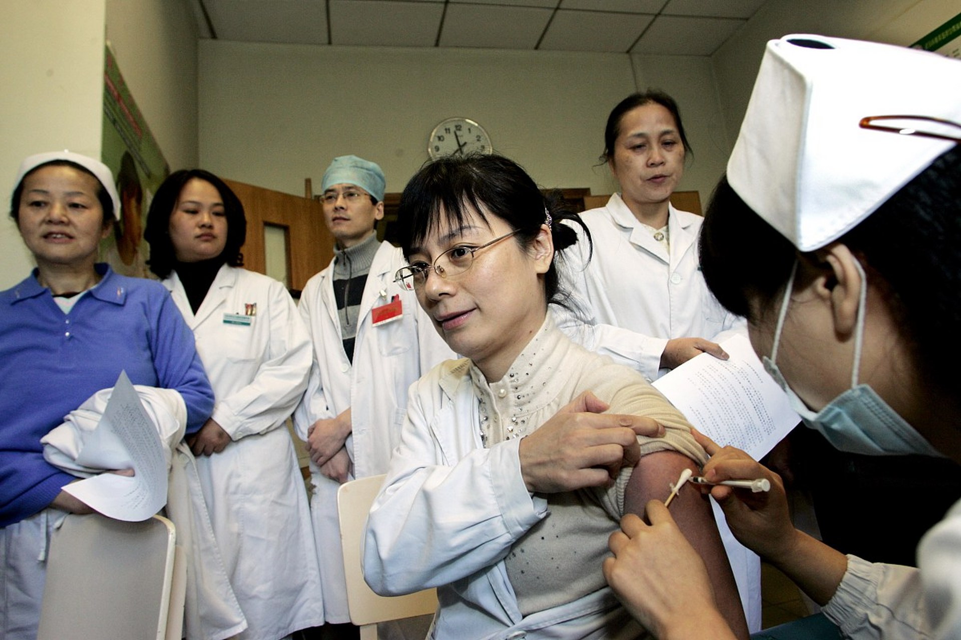 甲流来了该咋办#  甲流,全称甲型h1n1流感,是一种由h1n1亚型的流 