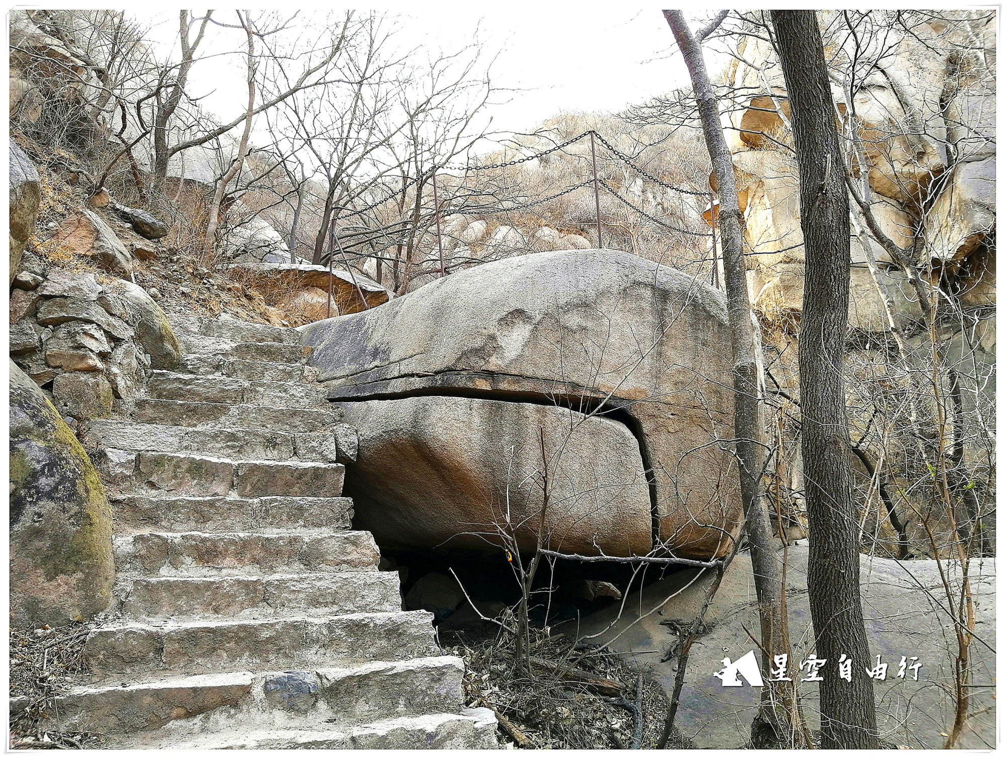北京最美后花园!除了漫山遍野的山桃花,还有1000级的天梯!