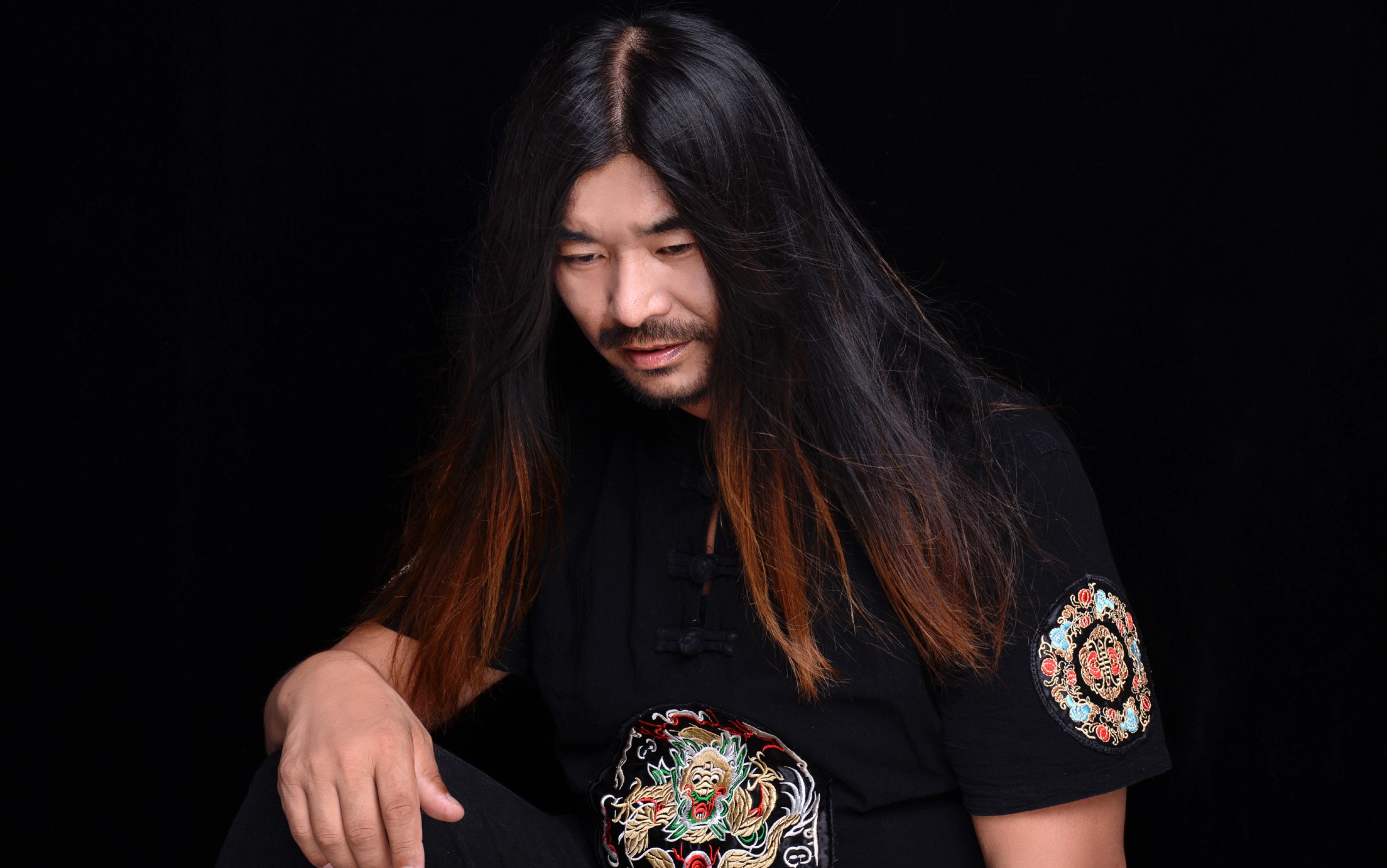 面筋哥走红之后开面筋店,便宜到这种程度,网友:再远也要去吃