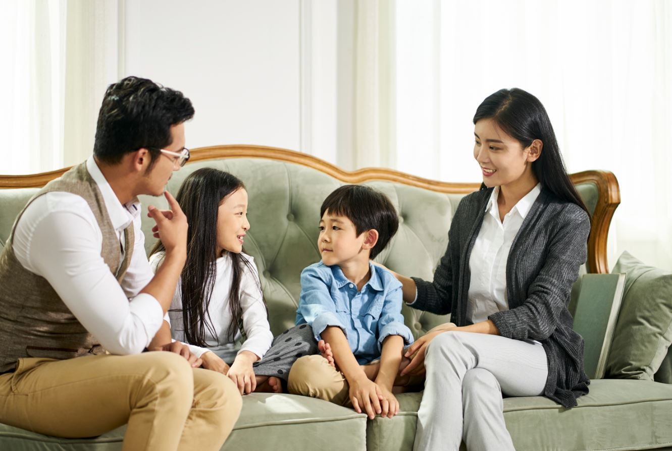 假装陪伴会让孩子觉得自己不重要