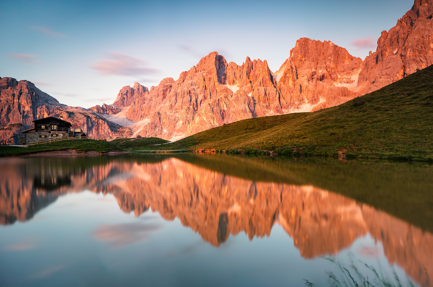 这里是欧洲最大的一个高山草甸,位于意大利南部蒂罗尔州的白云石高原