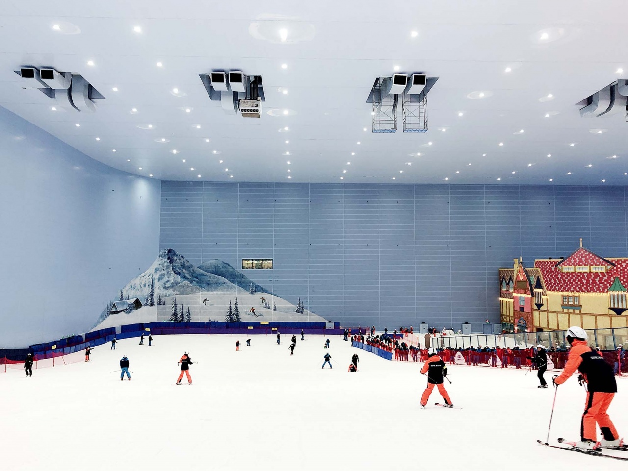 广州雪乐山室内滑雪场图片