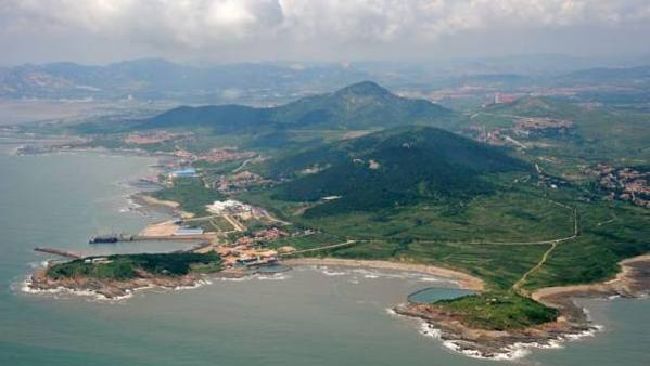 墨水流韵:听涛观日鳌山湾