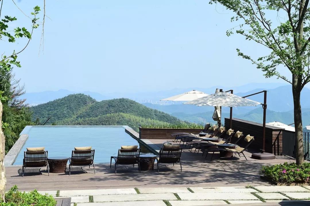 无边泳池,高端民宿必备|盘点国内最美的10家泳池民宿