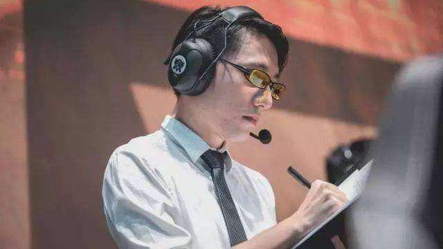 lol:ig前任主教练金晶洙转会dwg,dwg脸书官宣欢迎任职