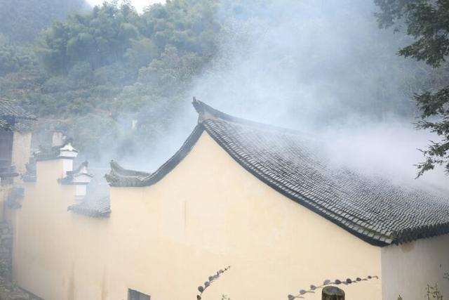 探村丽水松阳|周山头村,黄墙黛瓦中秘藏"华东第一牛腿"