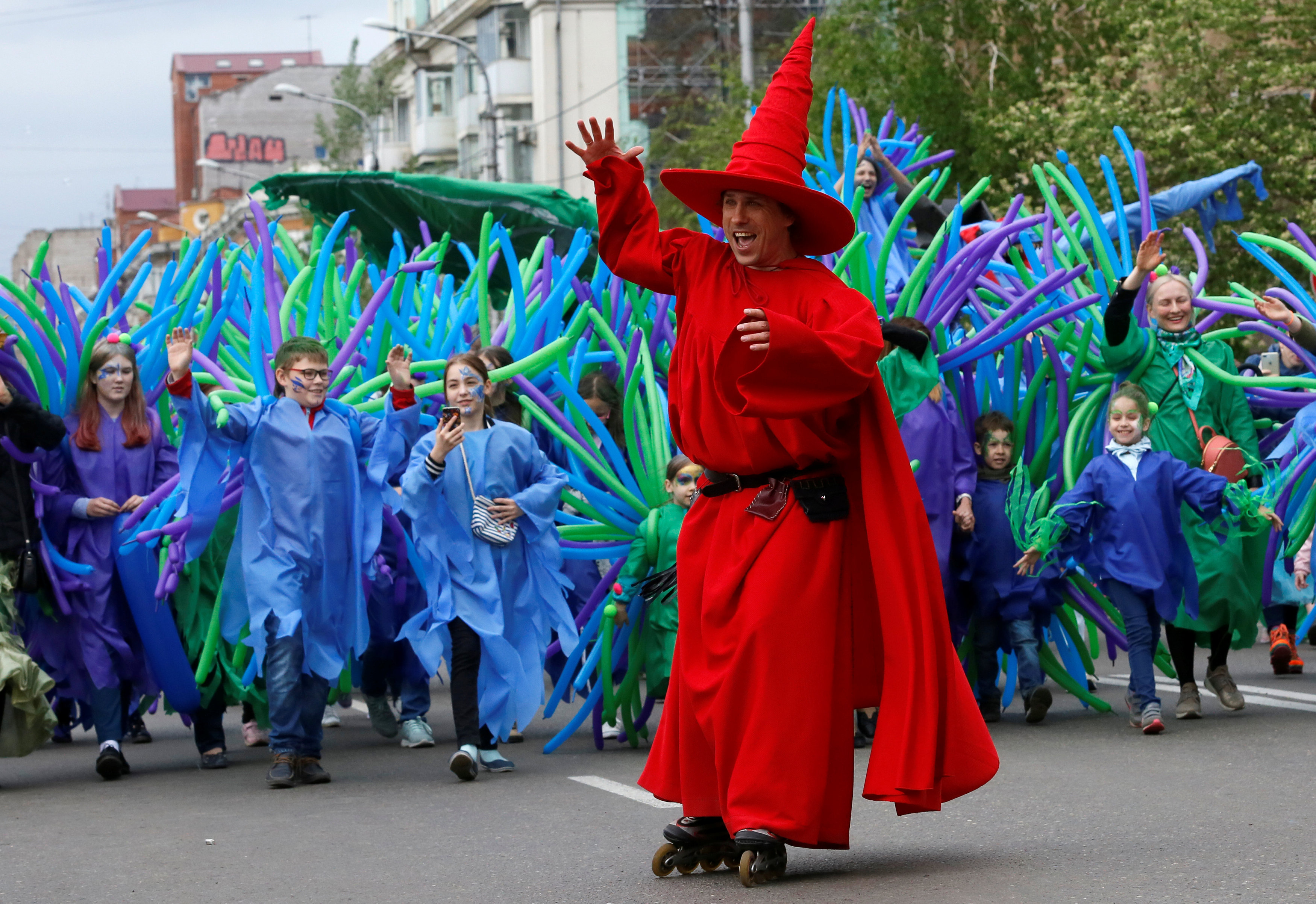 俄罗斯:欢度儿童节(2)
