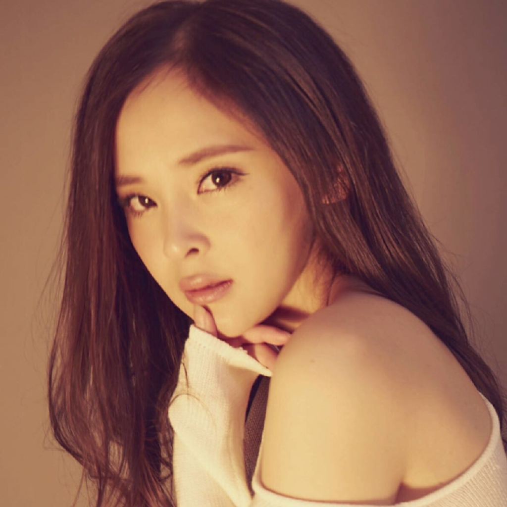 而卢蒽洁在《何以笙箫默》之后只出演了《会痛的17岁》第三单元《尚好