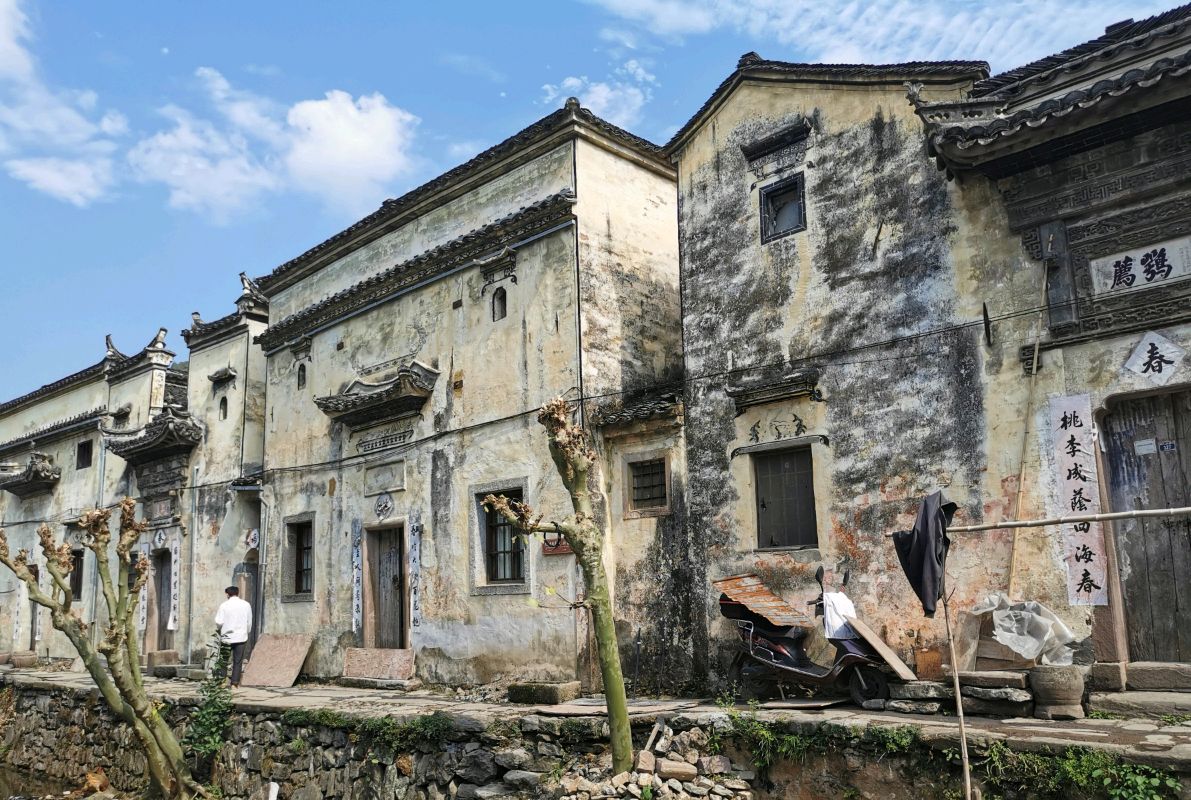 浙江古村,徽派风格,淳安的芹川村就是如此别具一格
