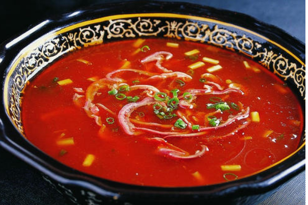 贵州人喜欢吃酸,忆苗乡酸汤粉美食,凯里红酸汤的历史