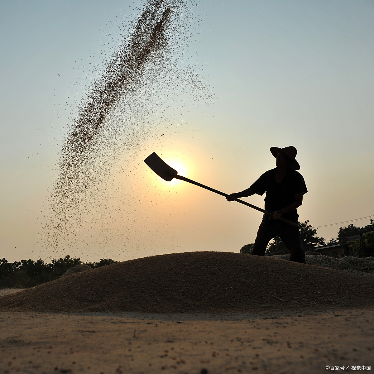 (原创散文)回忆童年70年代北方农村的打麦场上