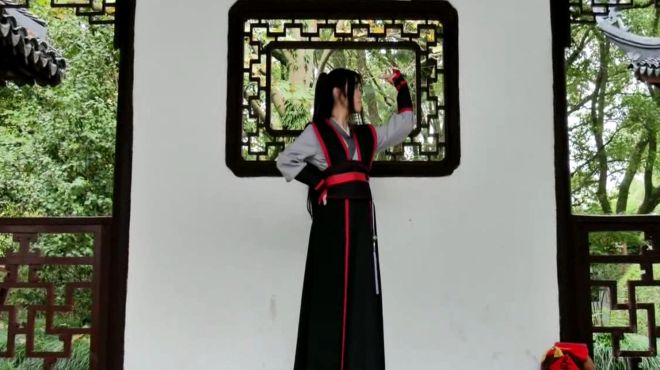 [图]魔道祖师：魏无羡的《宵宵古今》，蓝湛你别走啊，一起喝酒啊~