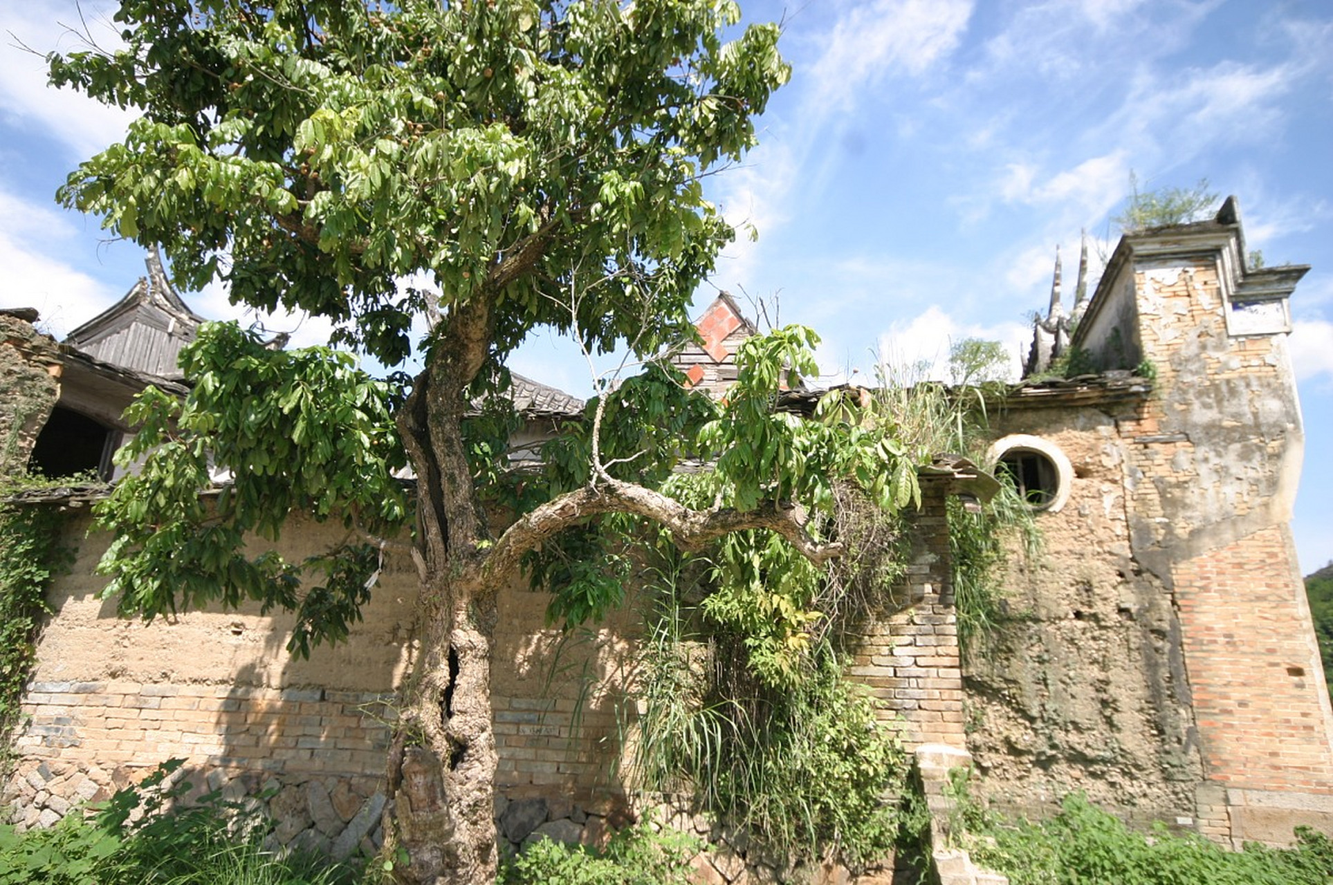 走进青州市王坟镇的胡林古村,仿佛穿越千年时光.