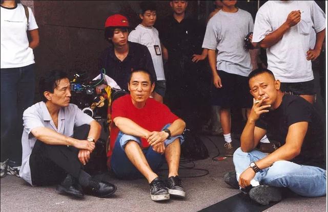 "鬼才导演"姜文 vs 冯小刚:谁的造诣更高?