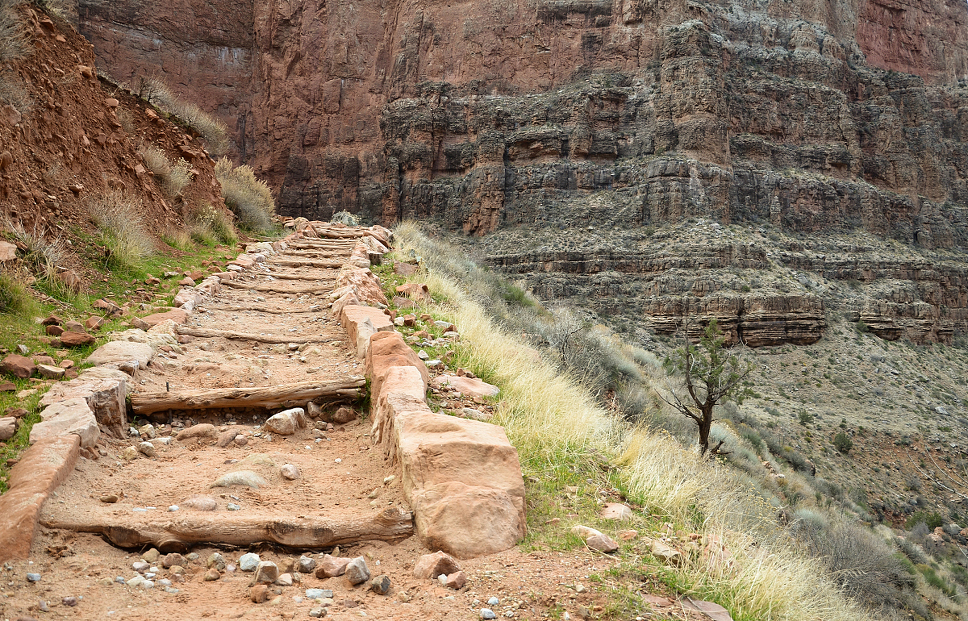 99 陕西·延安  0315 延安秦直道,一条古老的驰道,见证了历史的