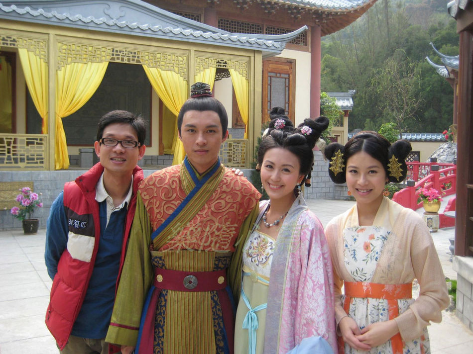 曾是"大众情人"的女星,悄悄宣布离婚,如今只能依靠孩子生活