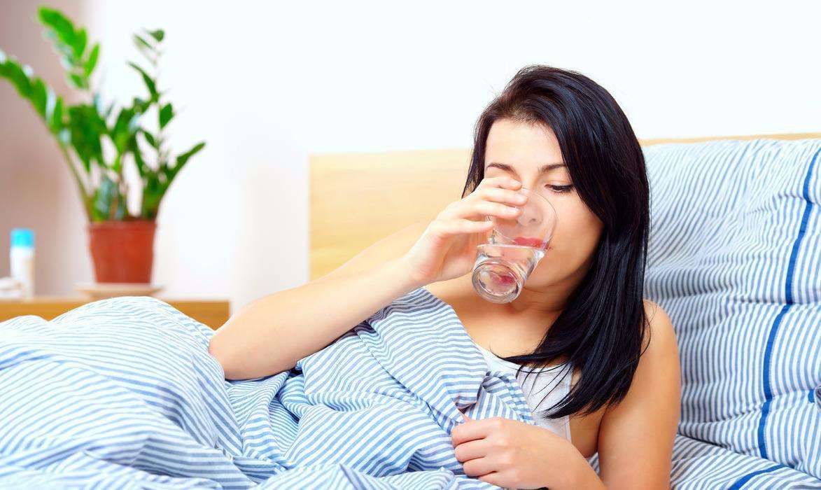 早上起床后,先刷牙与先喝水有什么区别?哪个更正确一些呢?