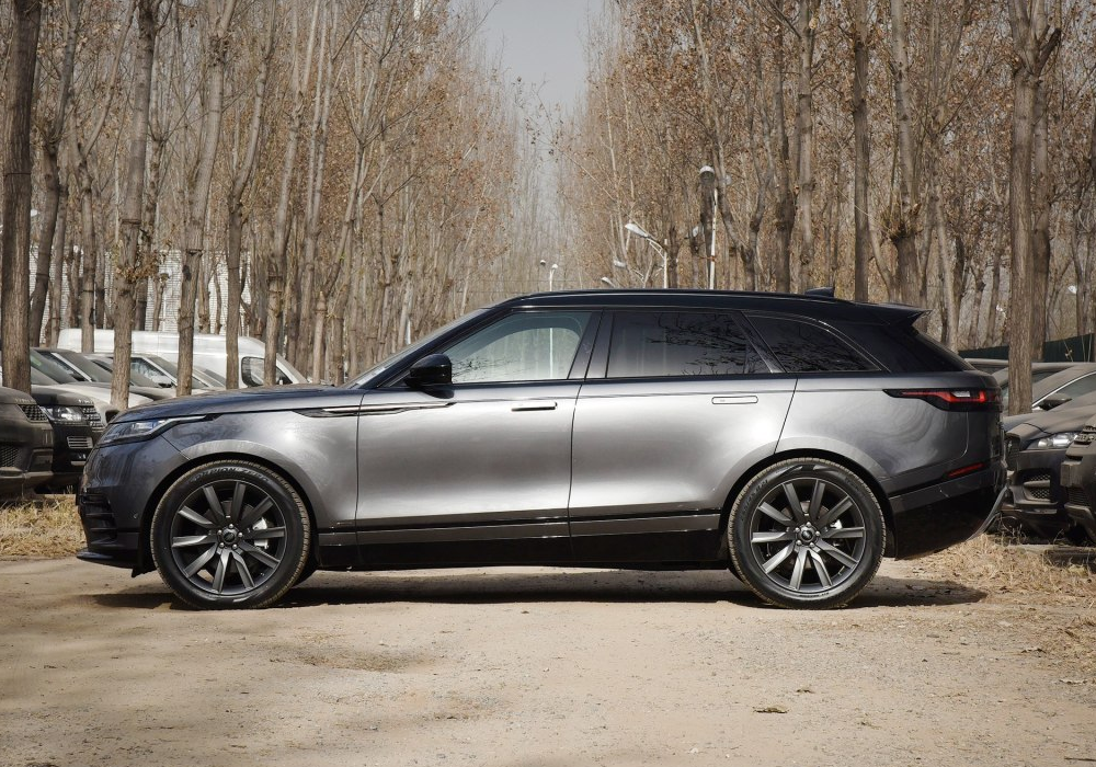 揽胜星脉 380ps r-dynamic hse,全车设计鲜靓,动力也相当不错格