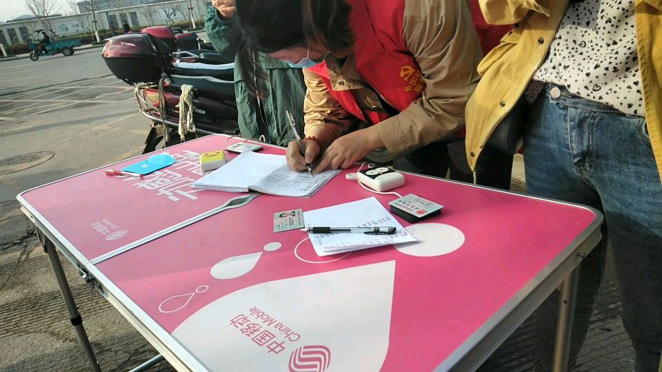 看看浙江菜市场:猪肉价多少钱?还有免费口罩可以领