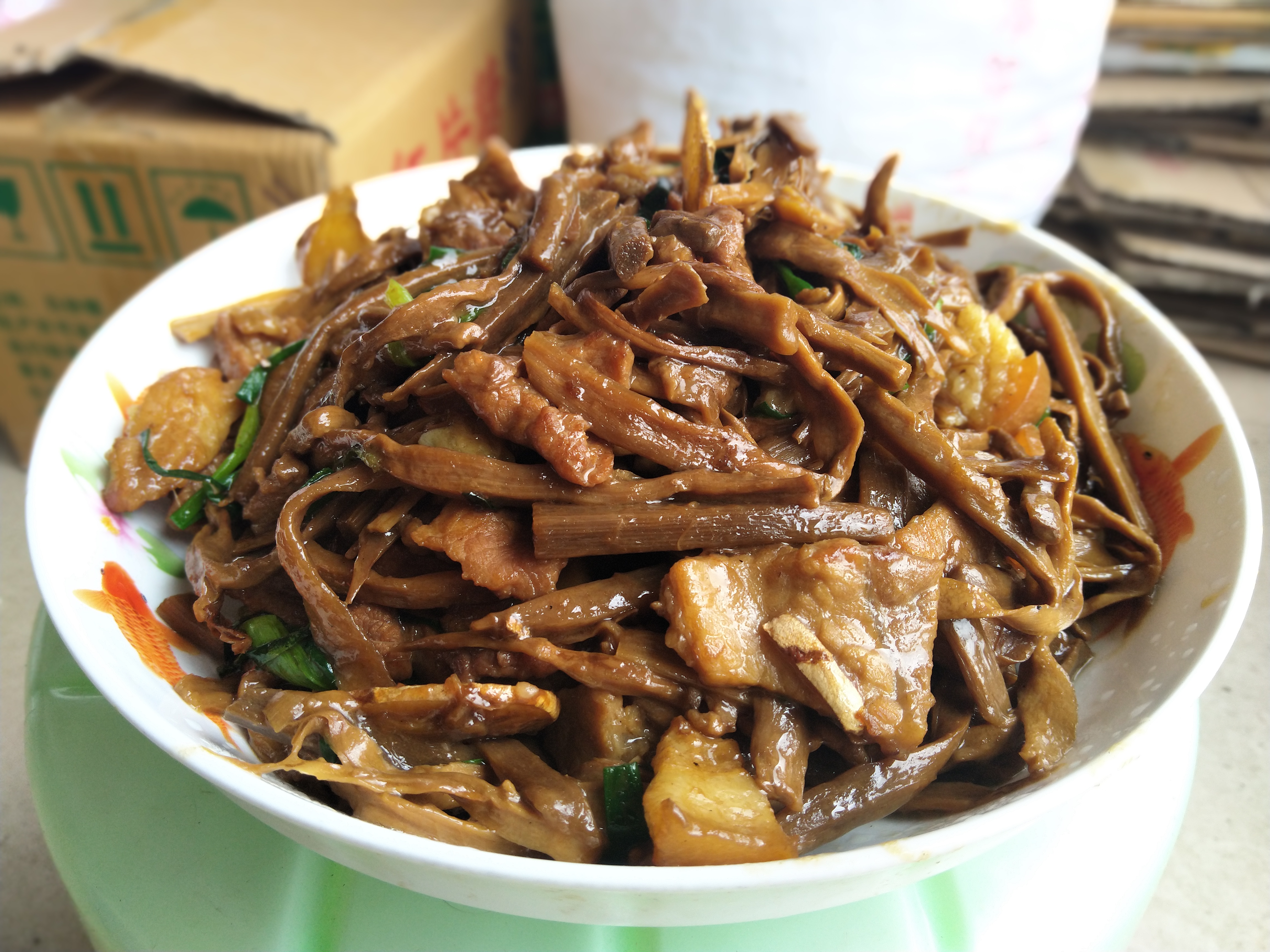 见识一下真正的田林八渡笋?有这么大的笋吗?