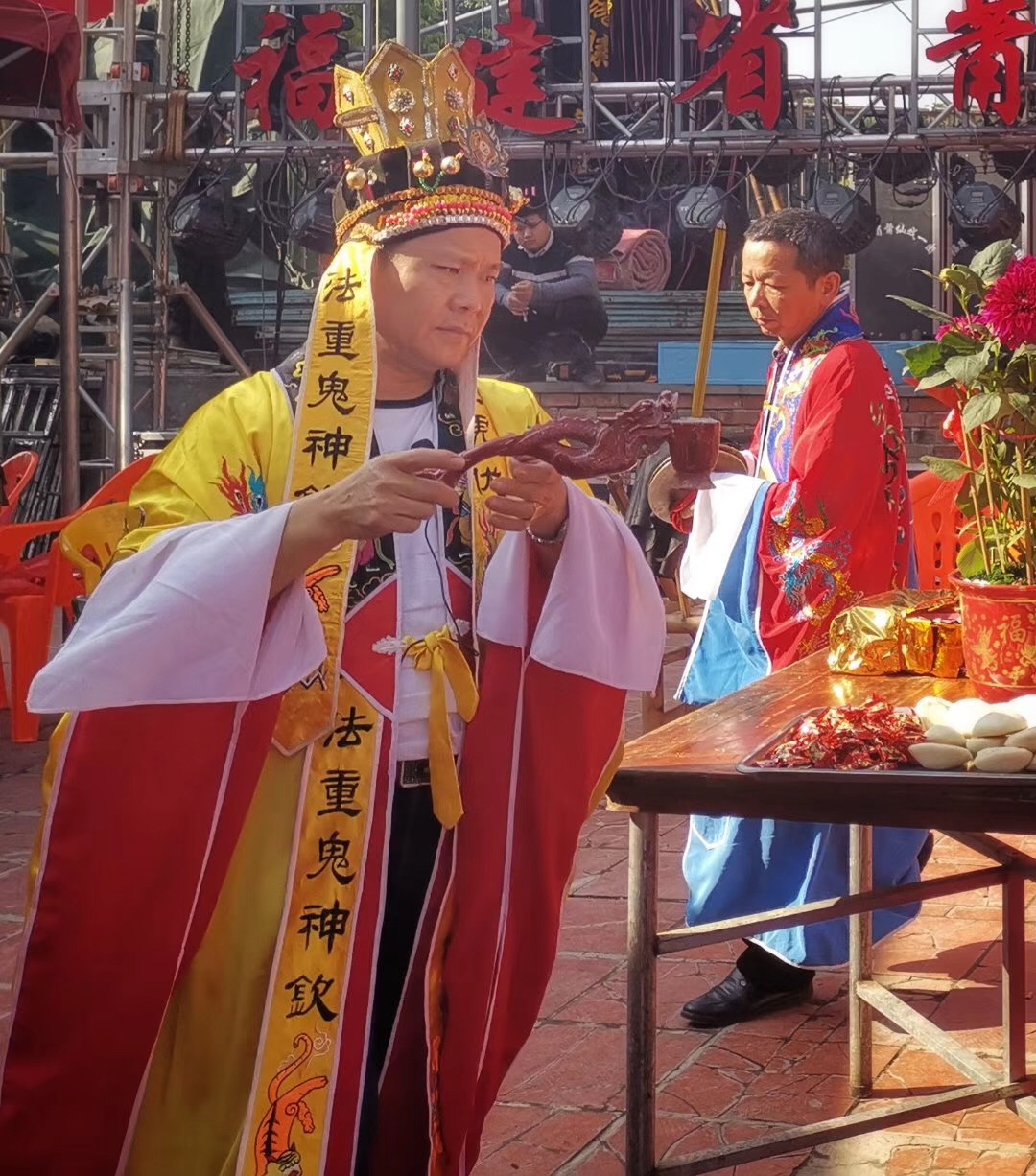 你见过莆田的师公做法吗?据说出场费能有万把元