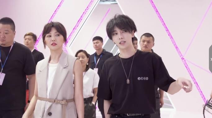 《明日之子3》星推官集结篇花絮公开:华晨宇生来为音乐,但不只是音乐