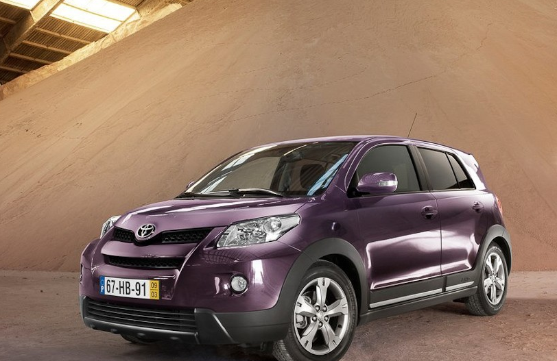 威猛气派时尚典雅的丰田urban cruiser,给人一种优雅从容的感觉