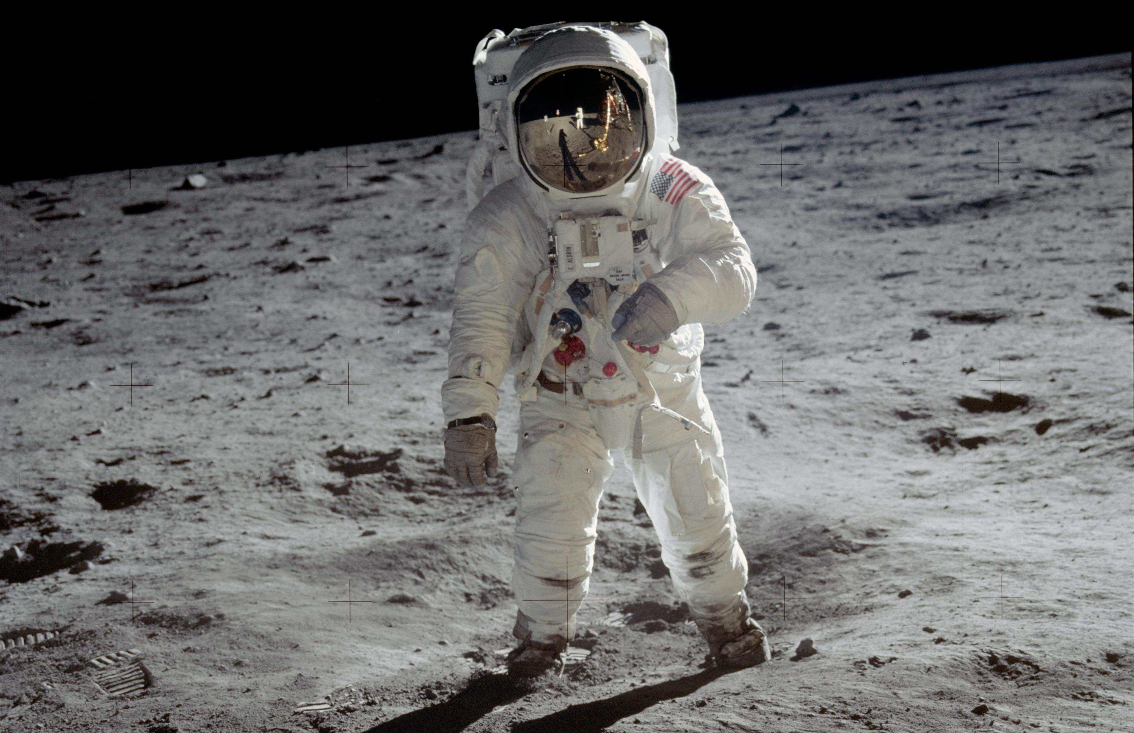 如果中国人登月,能把美国的设备拿回来研究吗?看完这些就懂了