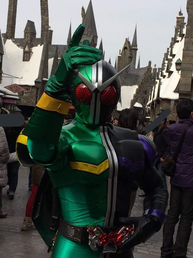 超还原的假面骑士cosplay,如果在现实中遇见肯定会被吓到的吧!