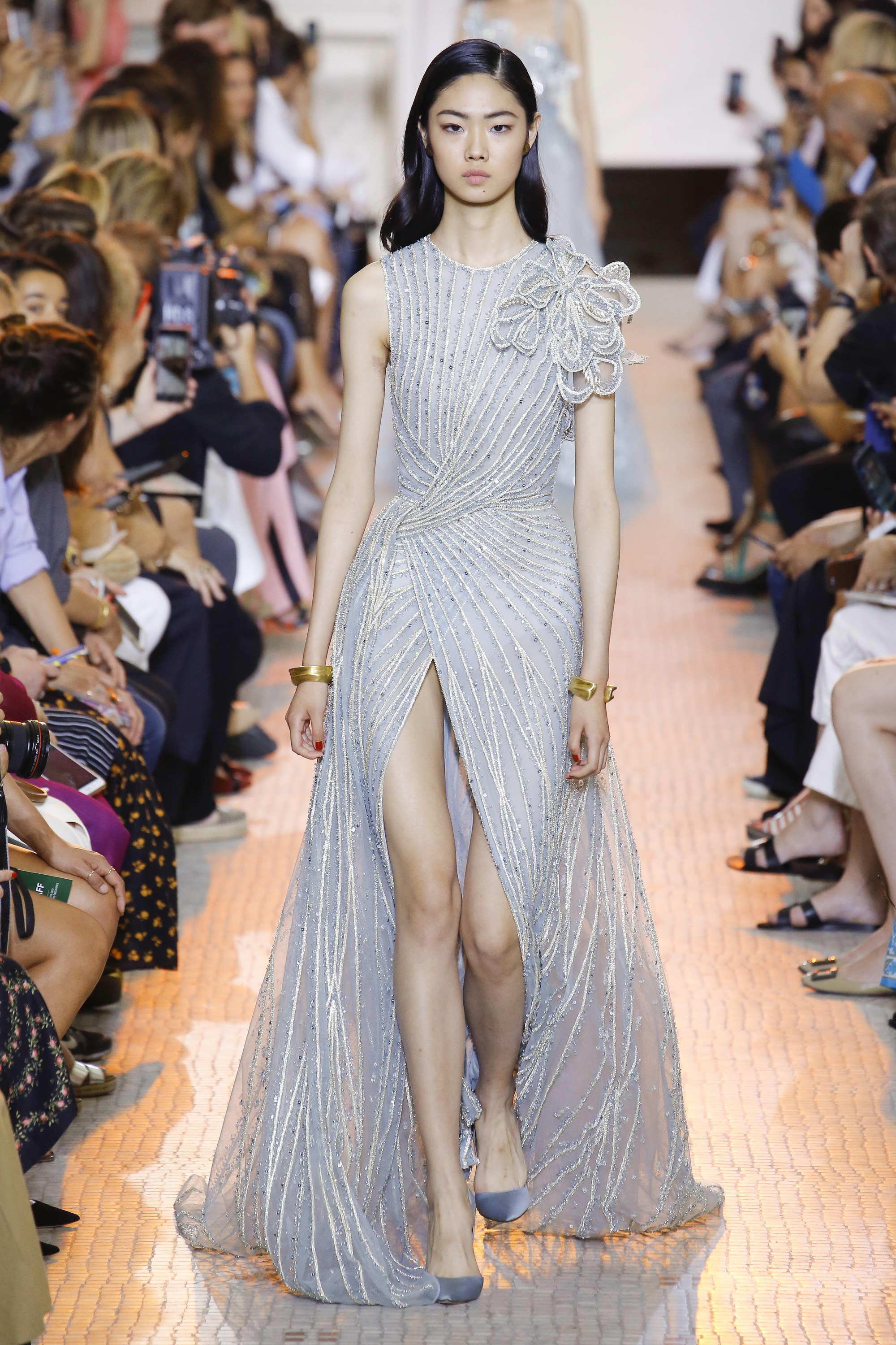 模特美图:elie saab 秋冬时装秀,一场华丽精致的走秀!