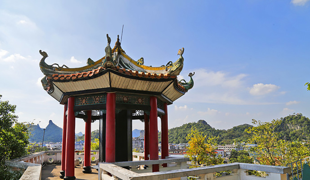 桂林一座依水傍水的孤峰,伏波山公園,更因漢代將軍故得名的公園